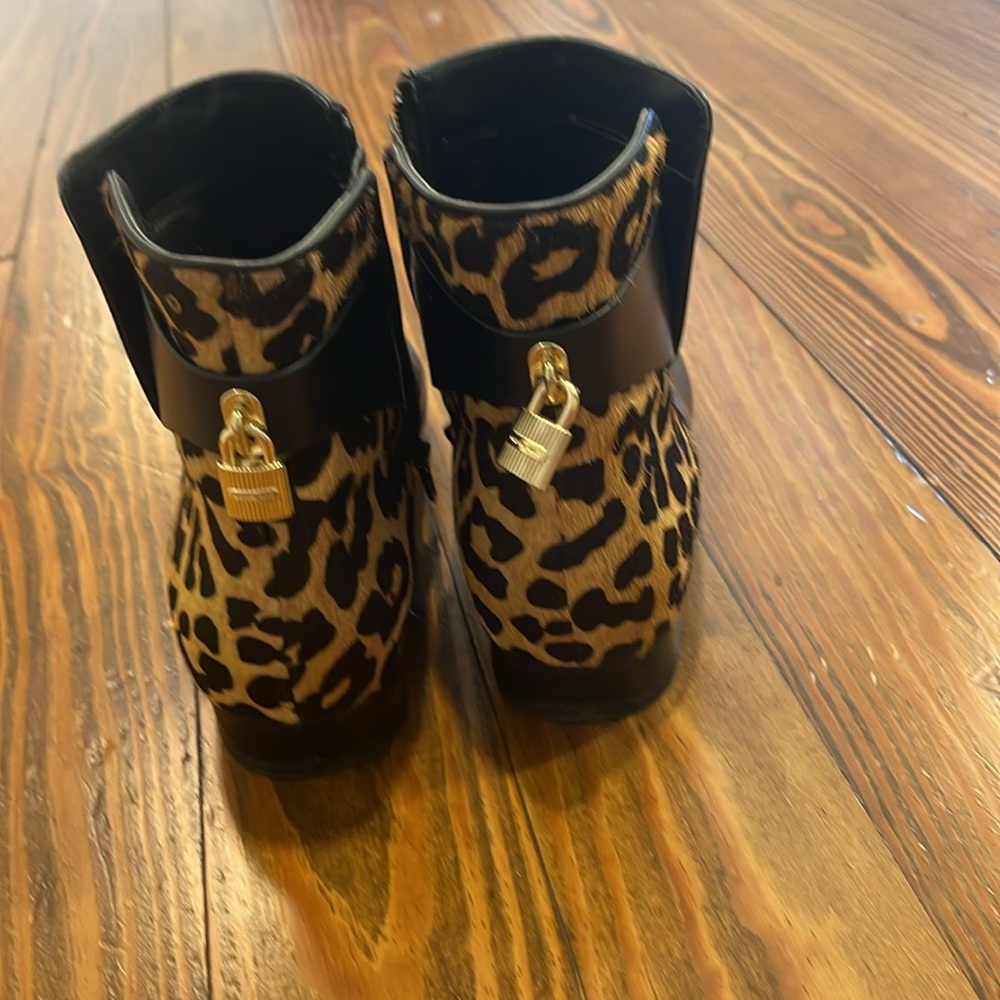 Michael Kors ankle boots - Picture 3 of 5